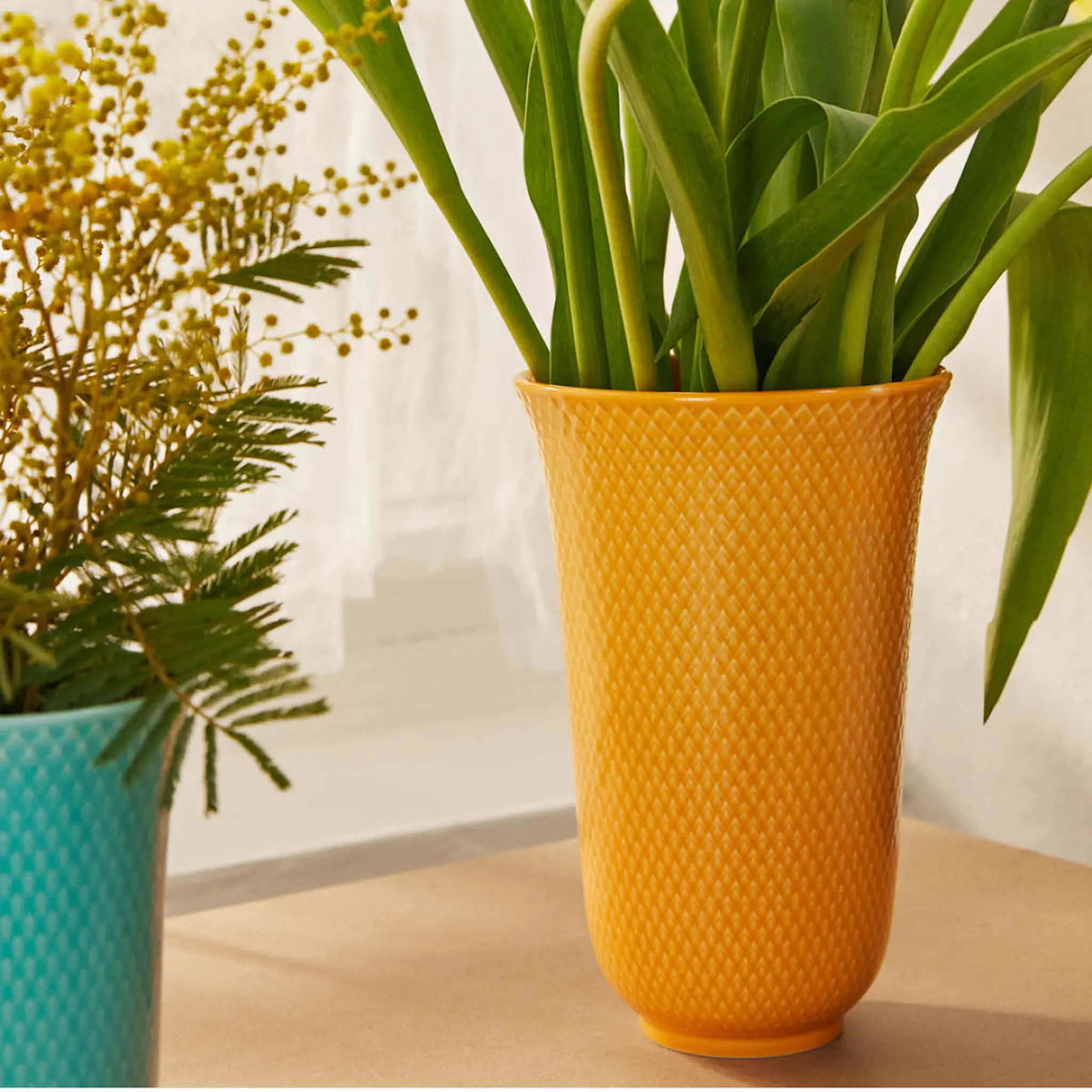 Lyngby Porcelæn Rhombe Color vase 20 cm porselen gul