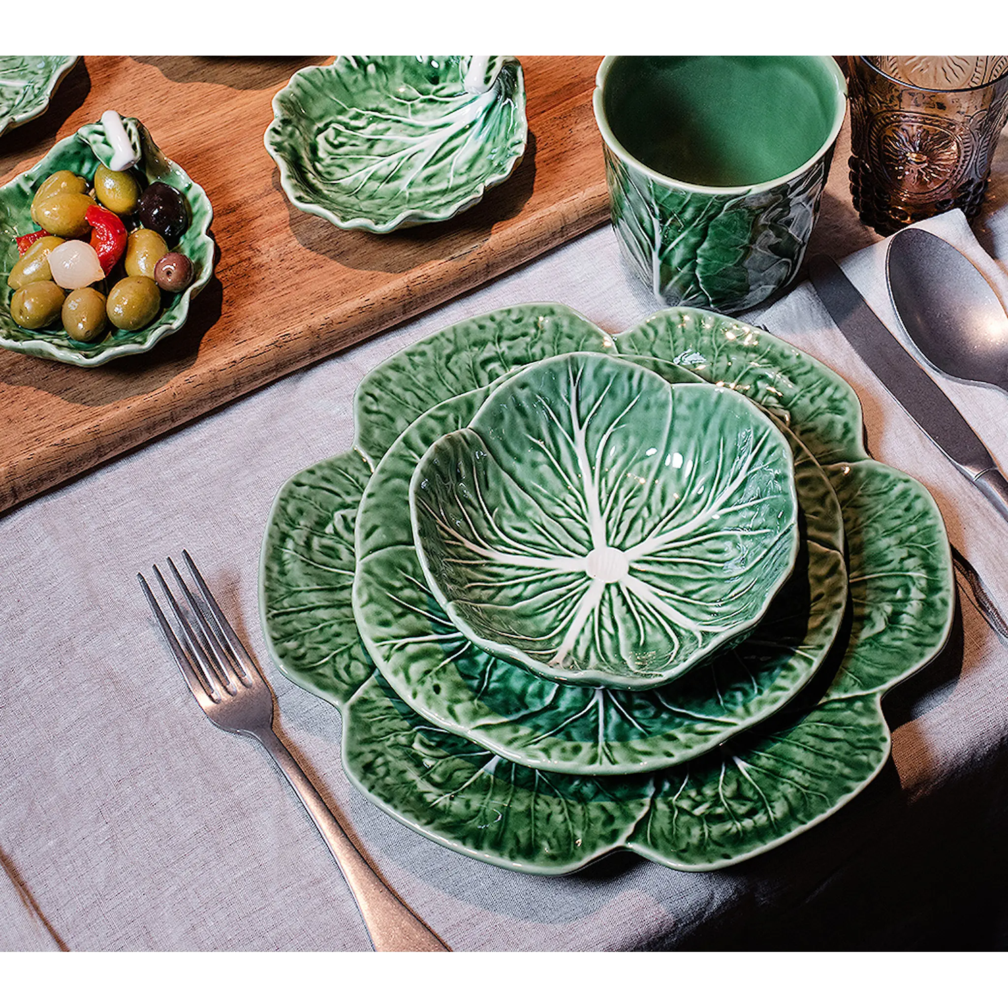 Bordallo Pinheiro Cabbage skål kålblad 15 cm grønn