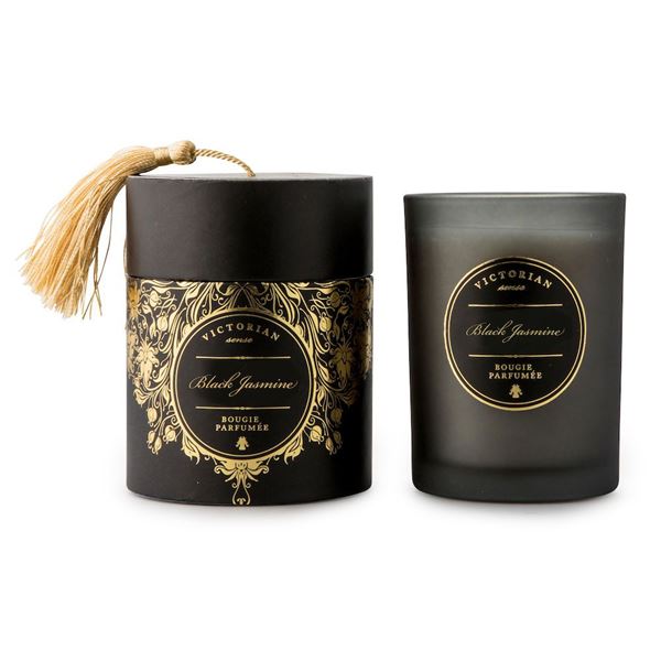 Läs mer om Victorian - Sense Doftljus Tasselbox Black Jasmine