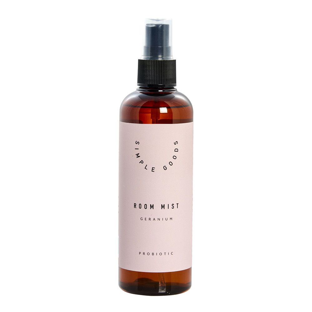 Läs mer om Simple Goods - Geranium Rumspray 150 ml Ljusrosa