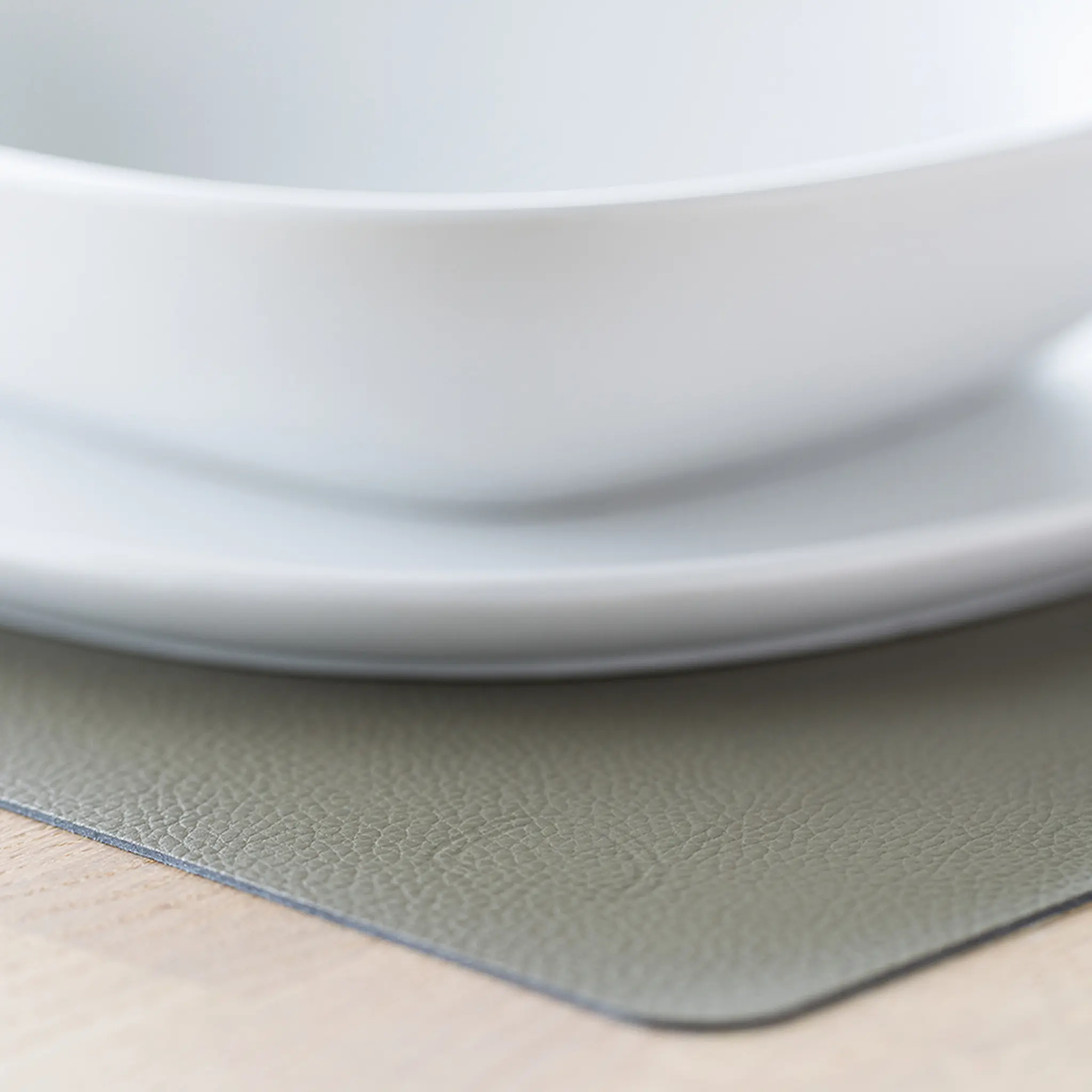 LIND dna Table Mat Square L Moss