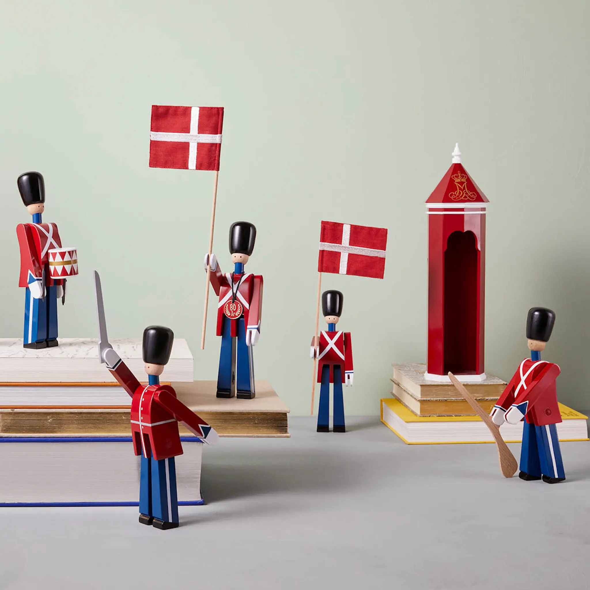 Kay Bojesen Denmark Tekstiililippu Mini lipunkantajalle Punainen/Valkoinen