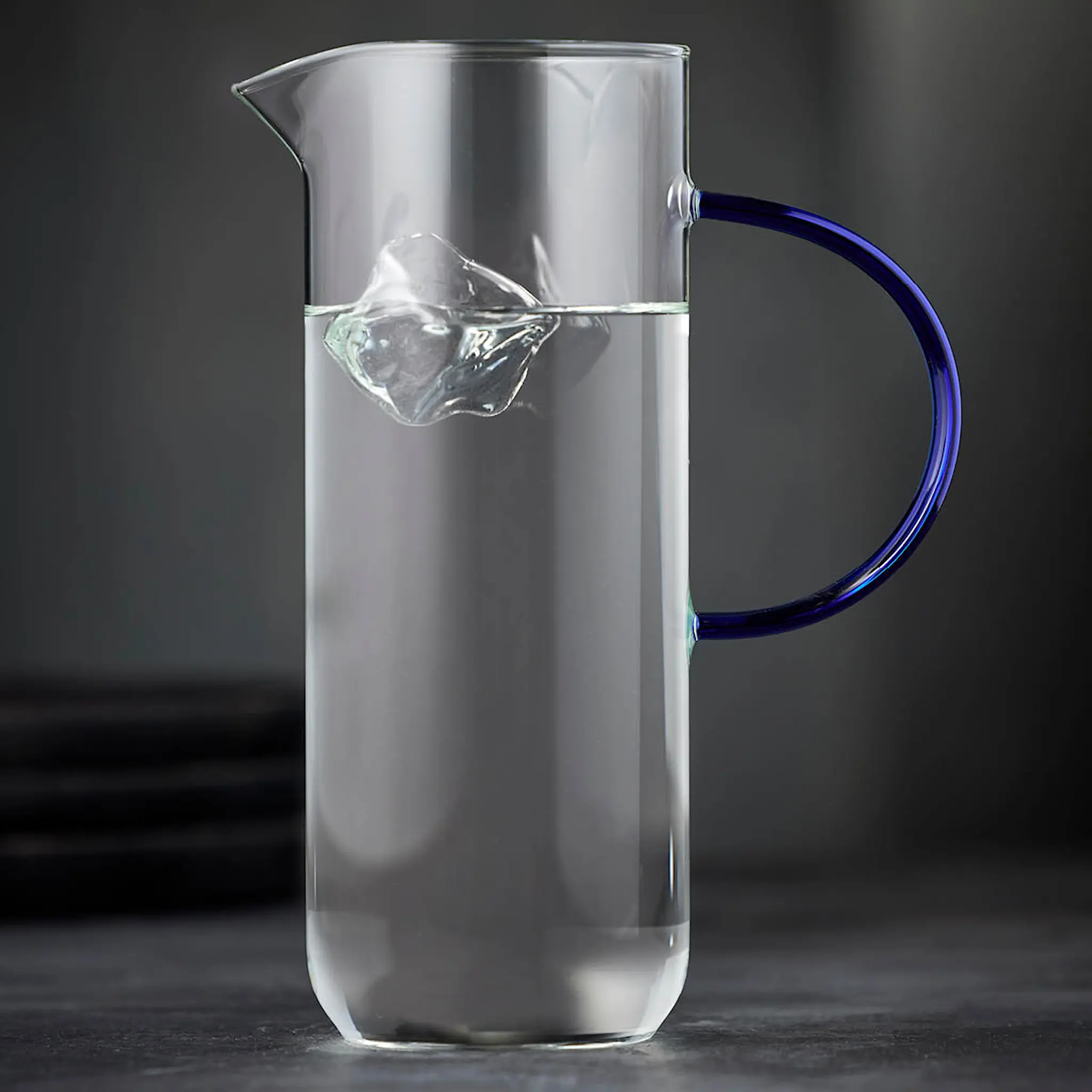 Lyngby Glas Torino glasskanne 1,1 liter klar/blå