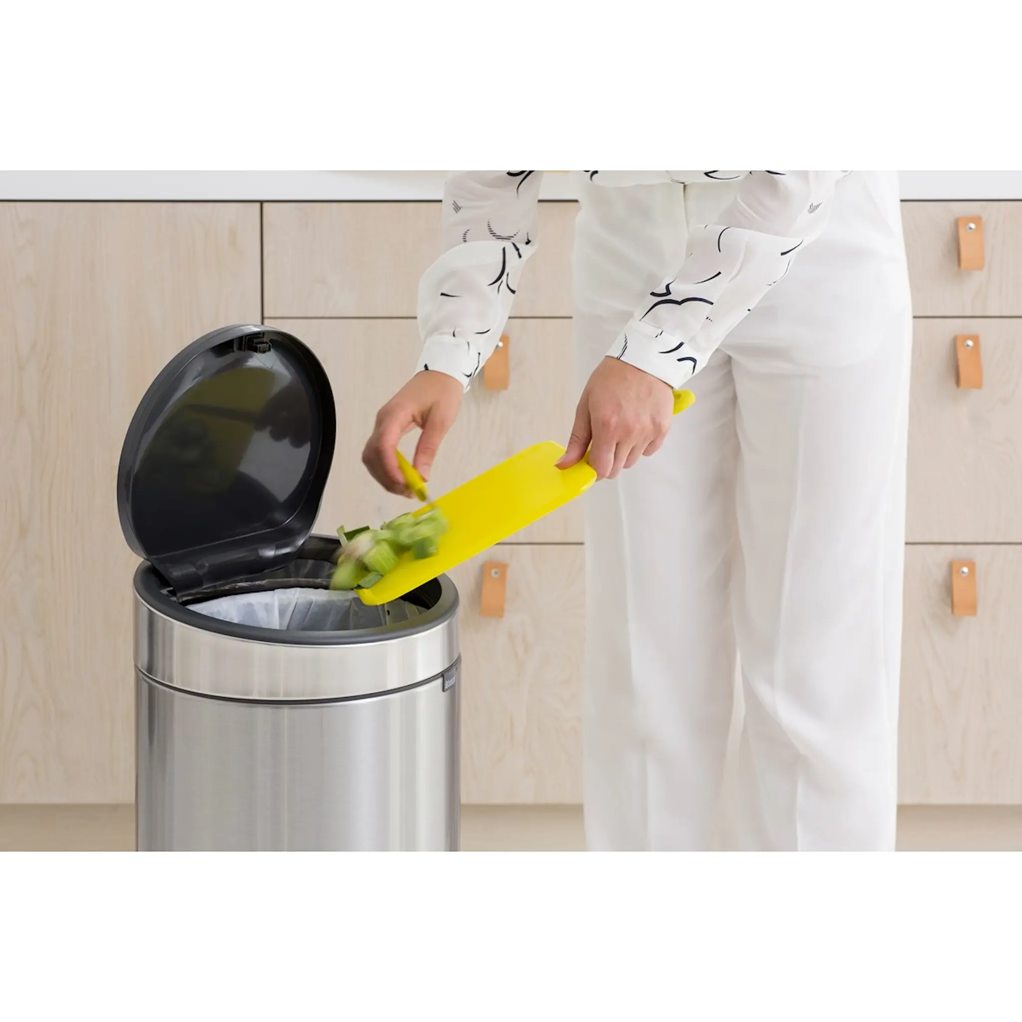 Brabantia Papperskorg Touch 30 L Silver
