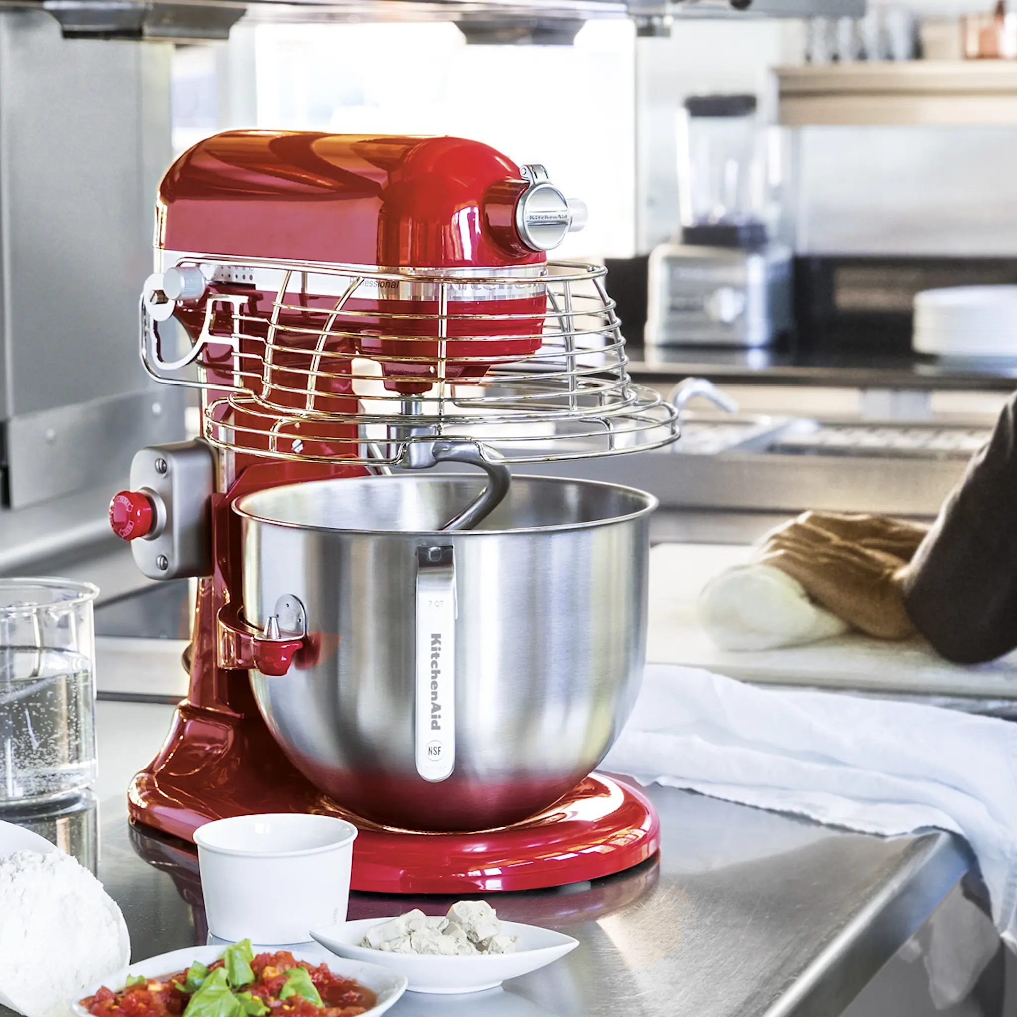 KitchenAid Professional kjøkkenmaskin 5KSM7990XEER 6,9L empire red
