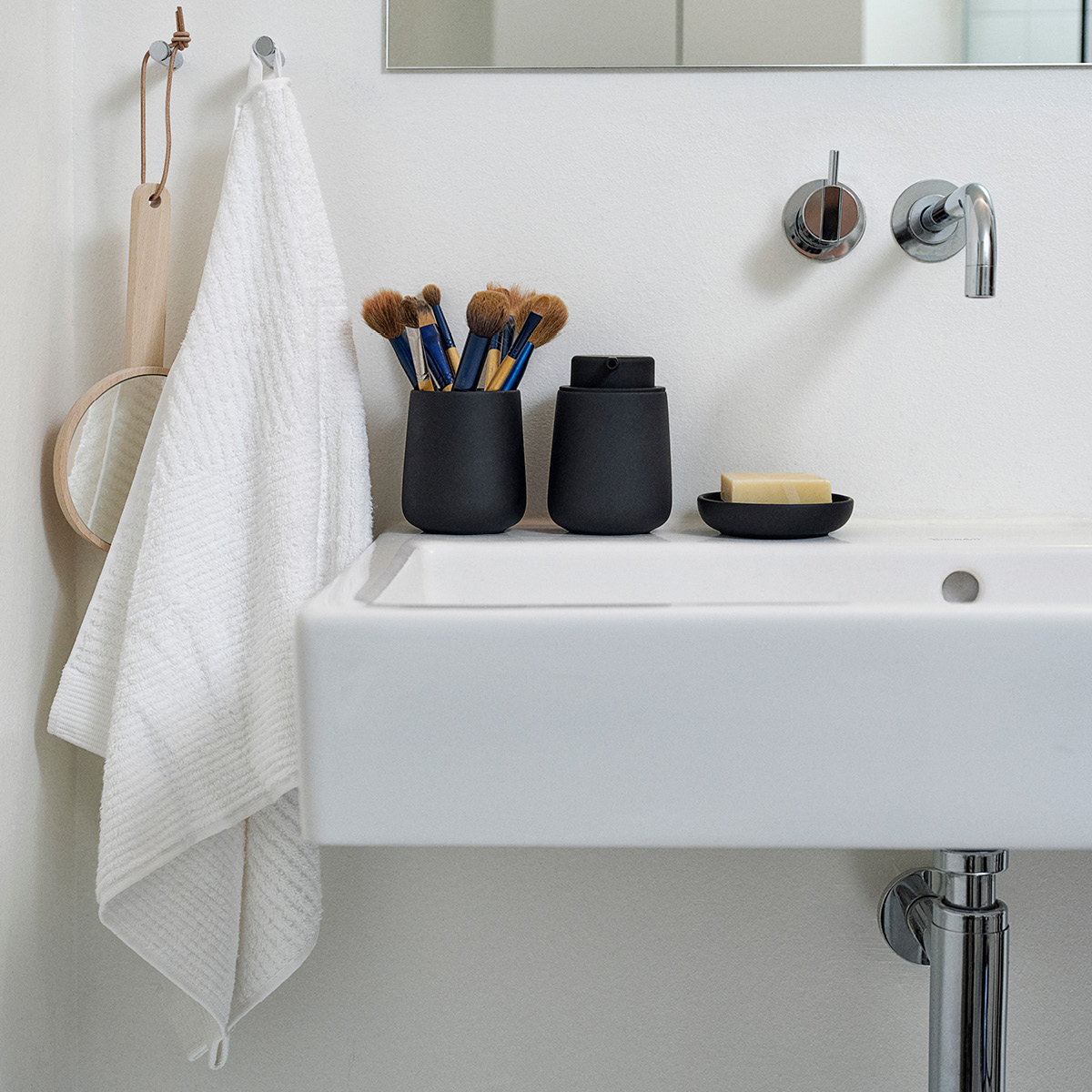 Zone Classic handduk 50x100 cm white Cervera