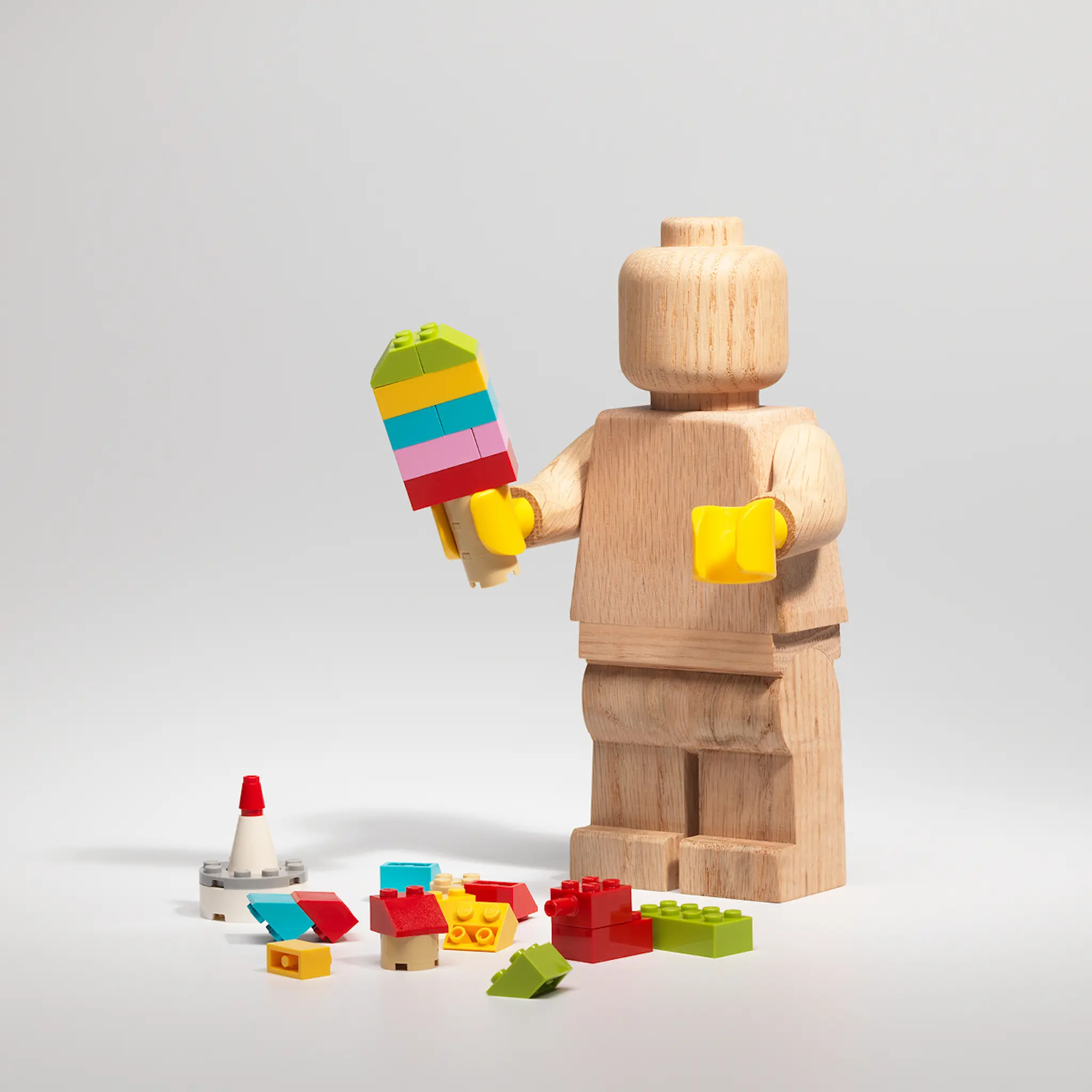 Lego Wooden collection Minifigur 21 cm Ljus Ek