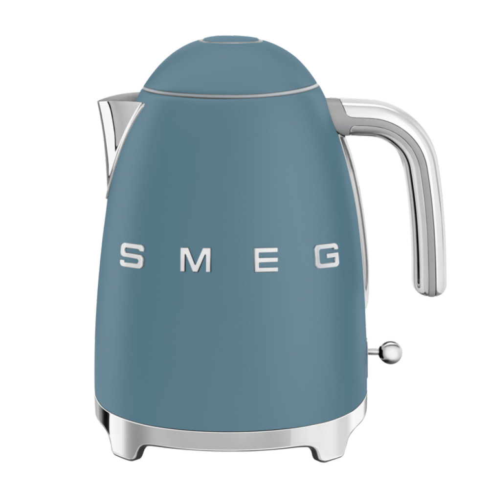 Läs mer om Smeg - Smeg vattenkokare KLF03 1,7 L storm blue